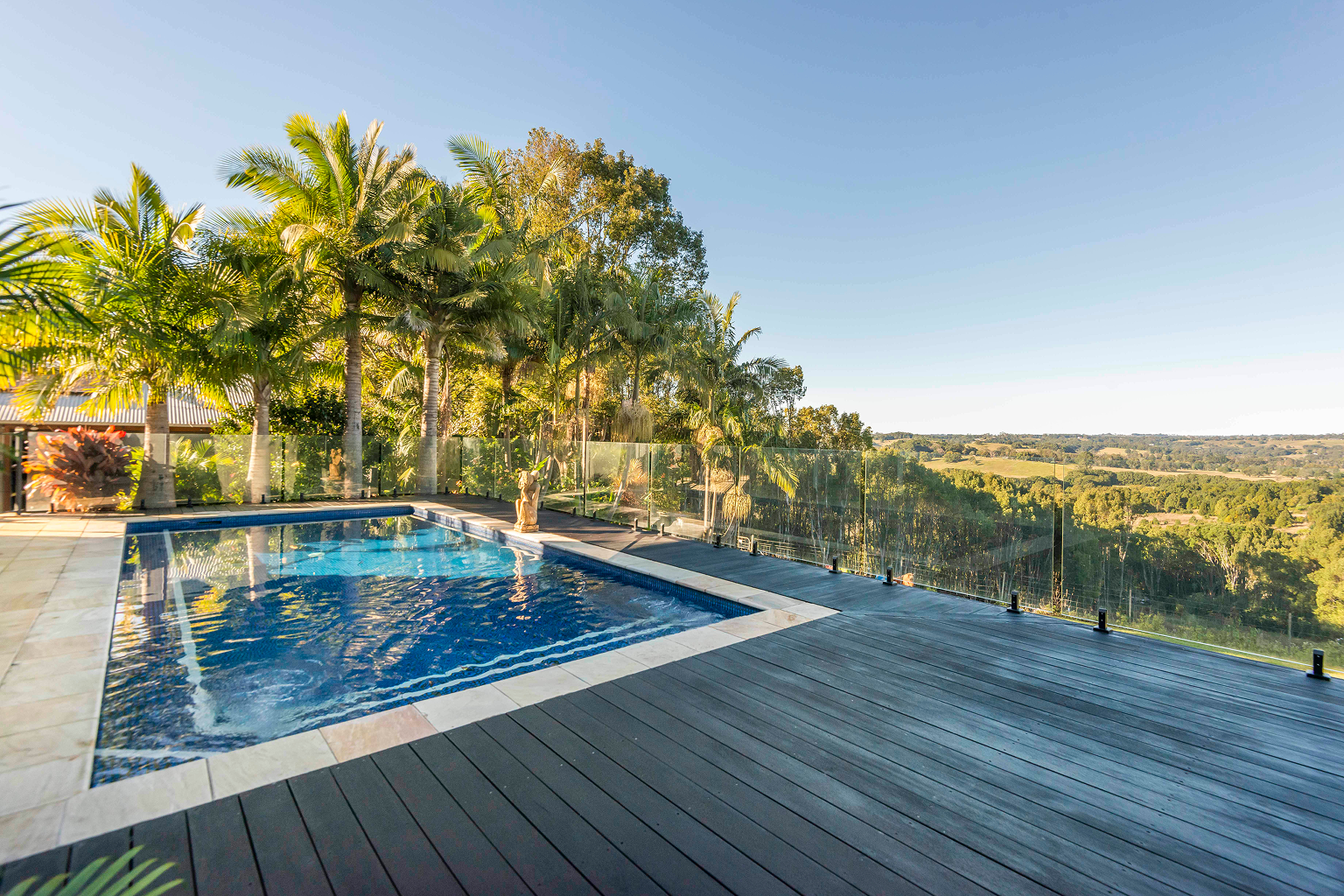Hēimu timber decking